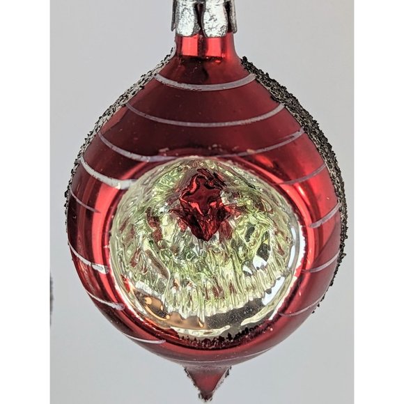 Set of 3 Vtg 1950s Red Orange Reflector Teardrop Ornaments Concave Indent Shiny - Picture 5 of 9